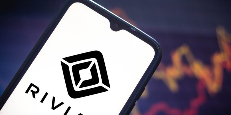 BYD outpaces Tesla in EV sales