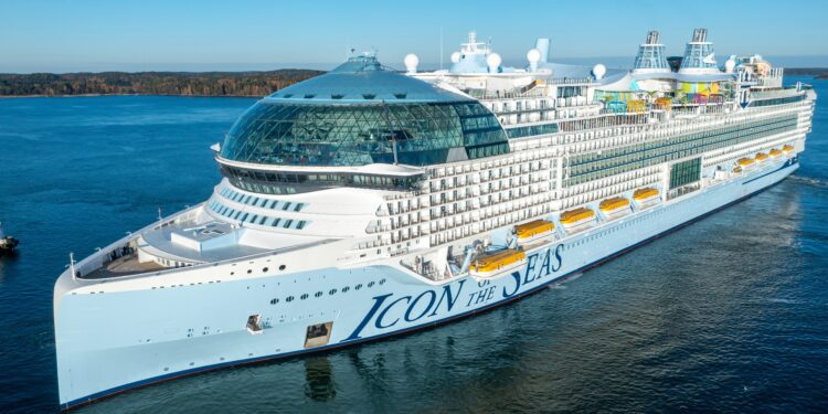 World's largest cruise ship raises emission concerns - CEO North America World’s largest cruise ship raises emission concerns
