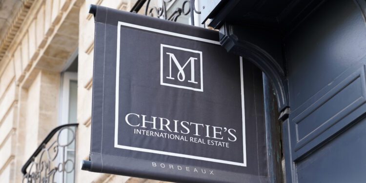 Christie’s quietly sells $100 million Rothko painting - CEO North America Christie’s quietly sells $100 million Rothko painting