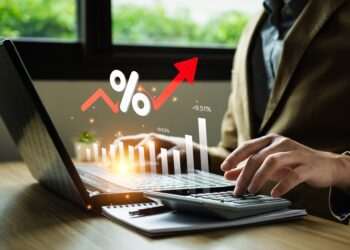 Survey shows CFOs predict revenue increases