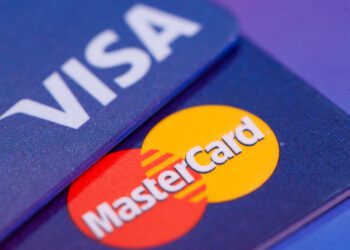 Visa, Mastercard limit swipe fees in class-action settlement