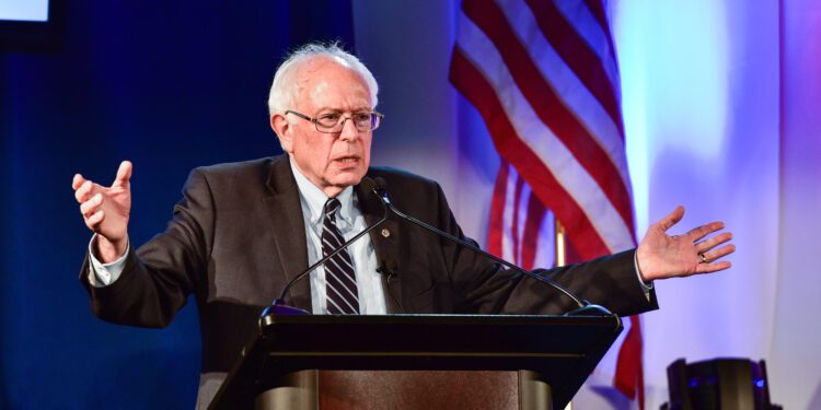Sanders introduces bill to shorten workweek - CEO North America Sanders introduces bill to shorten workweek