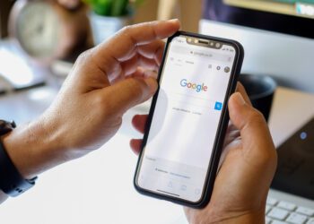 Apple may use Google AI for new iPhone features