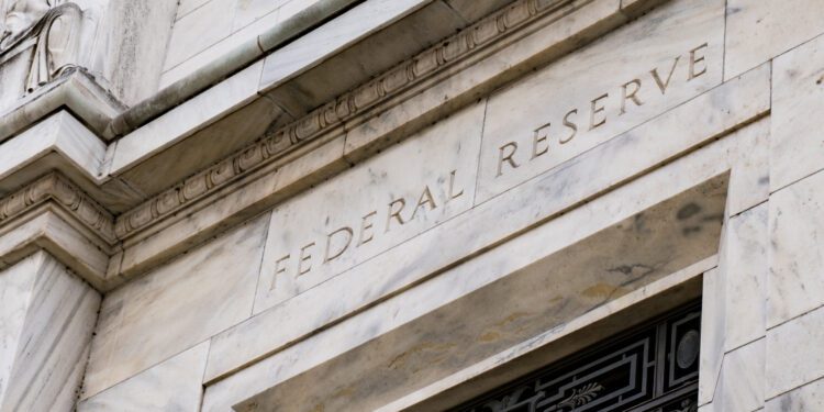 Analyst: Not cutting rates will be an ’embarrassment’ for Fed