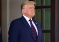 Trump stock tumbles after notice of new shares