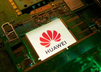Commerce Secretary: Chinese chips aren't as powerful as American chips - CEO North America Commerce Secretary: Chinese chips aren’t as powerful as American chips