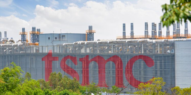 Government awards $6.6B to TSMC for Arizona factory - CEO North America Government awards $6.6B to TSMC for Arizona factory