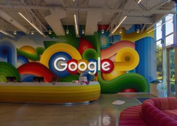 Google stock jumps after earnings report