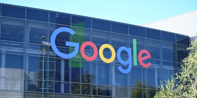 Google shares details of AI chips, Arm-based central processor