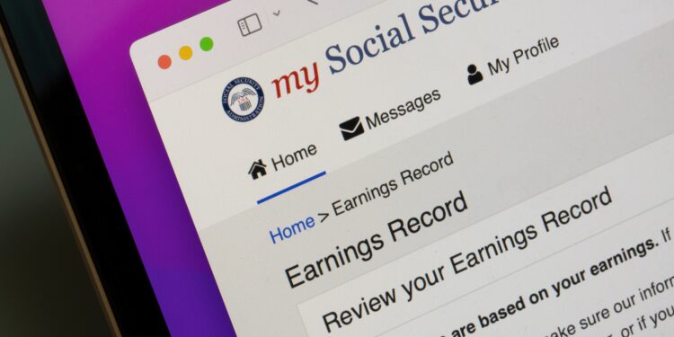 Don’t be in a rush to claim Social Security