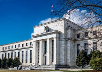 Fed minutes indicate there’s no rate cut on the horizon