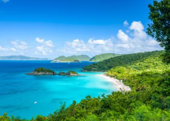 The world’s best beaches, according to travel influencers