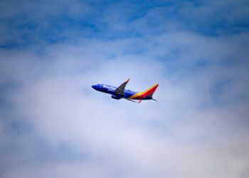 Southwest CEO says he won’t resign, despite pressure from investment group