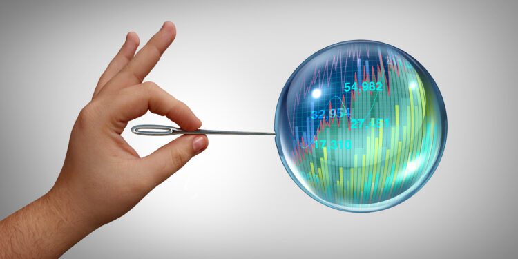 Harry Dent: Coming stock market crash will surpass 2008 crisis