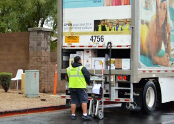 FTC to file lawsuit against major U.S. alcohol distributor