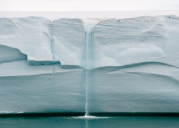 Climate crisis lengthening Earth’s days, analysis reveals