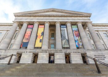 Smithsonian acquires earliest known photo of a first lady