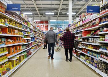 Consumer Price Index sees first decline since early pandemic
