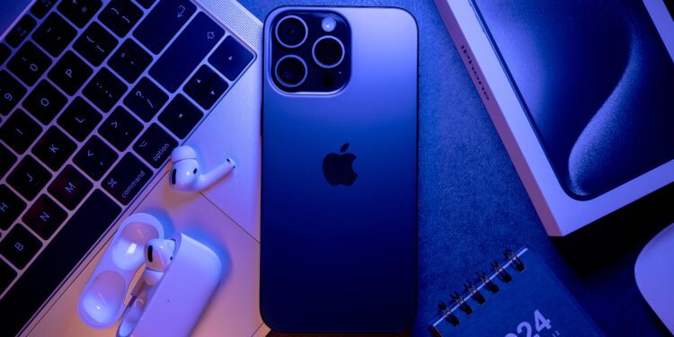 New phishing scam targets iPhone users for Apple IDs - CEO North America New phishing scam targets iPhone users for Apple IDs