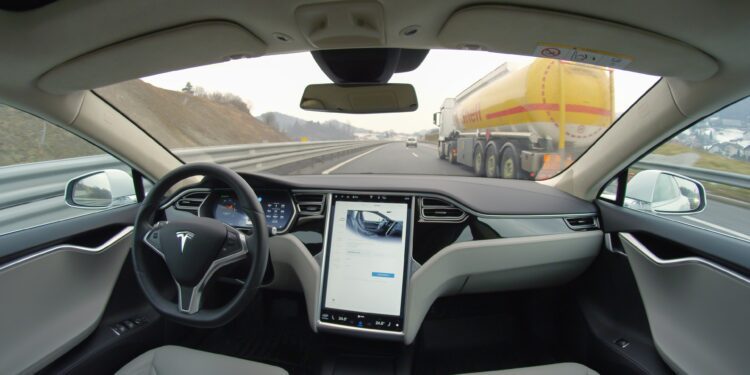 Tesla shift to AI-driven future, but experts remain wary