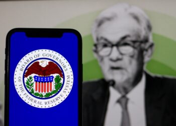 Powell foresees rate cuts at Jackson Hole