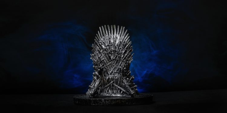 A Life-Size Replica of the Iron Throne Just Sold for $1.5 Million - CEO North America A Life-Size Replica of the Iron Throne Just Sold for $1.5 Million