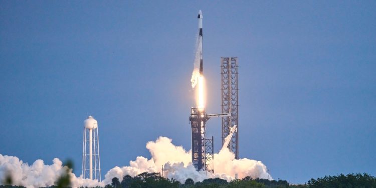 FAA approves Monday SpaceX launch - CEO North America FAA approves Monday SpaceX launch
