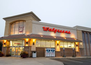 Walgreens to close 1,200 stores