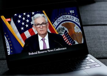 Futures fall after Powell’s comments