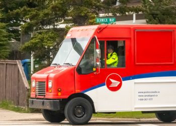 Canada Post workers go on strike