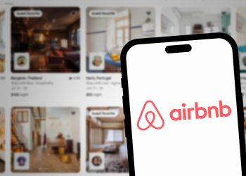 Airbnb releases mixed Q3 results