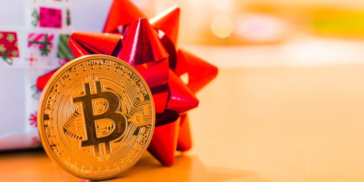 Bitcoin takes post-holiday tumble, MicroStrategy makes bid to buy more