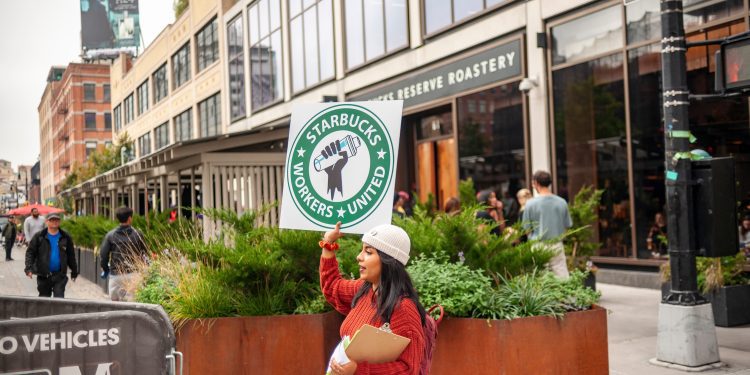 Starbucks strike disrupts crucial holiday period