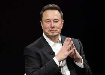 Musk takes to X to debate SEC demands