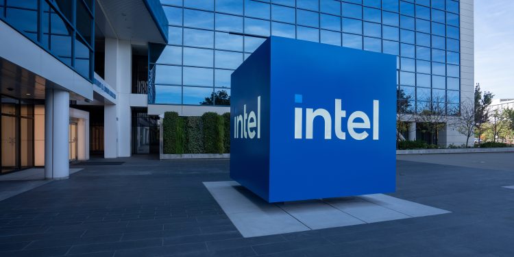Intel CEO Pat Gelsinger resigns