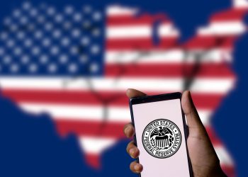 Feds issue expected rate cut