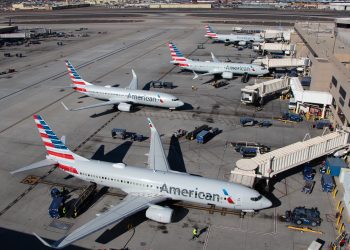 American Airlines grounds all US planes on Christmas Eve