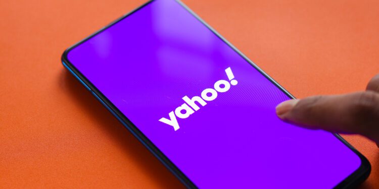 Yahoo co-founder Jerry Yang on AI: The wave is coming