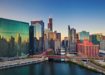 All Chicago City Buildings Now Run on Renewable Energy