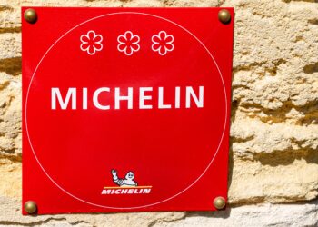 From restaurant to retail: How Michelin-starred brands are infiltrating the grocery store - CEO North America From restaurant to retail: How Michelin-starred brands are infiltrating the grocery store