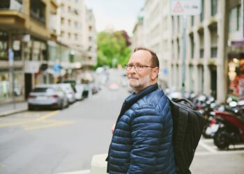 What’s Driving the Surge in Travel Interest Among Adults Over Fifty?