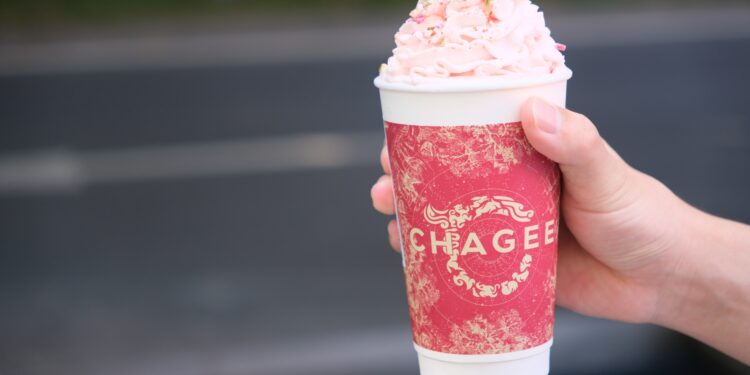 30-year-old founder became a billionaire after tea chain’s IPO