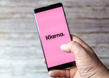 Fintech company Klarna takes on banks with release of Klarna Card