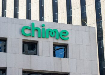 Chime prices IPO at $27 per share, valuing company at $11.6 billion