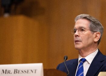 Treasury Secretary Bessent calls for a review of the Federal Reserve