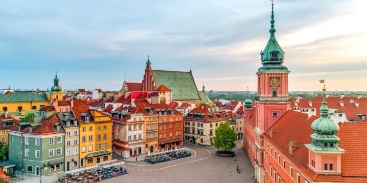 A beginner’s guide to Poland - CEO North America A beginner’s guide to Poland