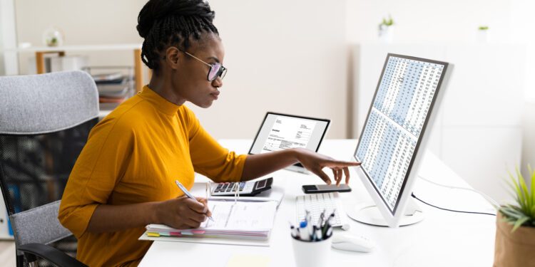 AI Is Reshaping Accounting Jobs by Doing the “Boring” Stuff - CEO North America AI Is Reshaping Accounting Jobs by Doing the “Boring” Stuff