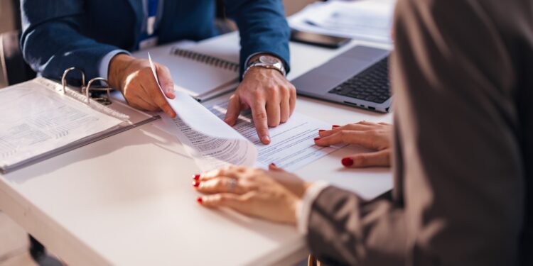 6 Things the 1% Are Doing With Their Roth Accounts (And Why You Should Pay Attention) - CEO North America 6 Things the 1% Are Doing With Their Roth Accounts (And Why You Should Pay Attention)