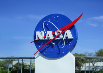 ‘We’re not going to wait for one company’: NASA chief suggests SpaceX may be booted from moon mission - CEO North America ‘We’re not going to wait for one company’: NASA chief suggests SpaceX may be booted from moon mission
