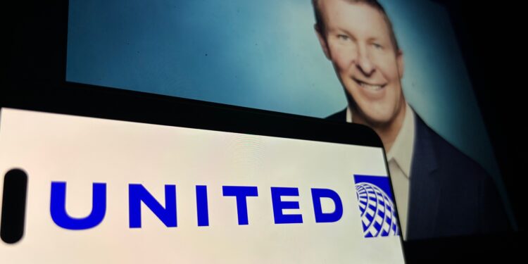 United Airlines CEO Scott Kirby says prolonged U.S. shutdown could harm industry - CEO North America United Airlines CEO Scott Kirby says prolonged U.S. shutdown could harm industry